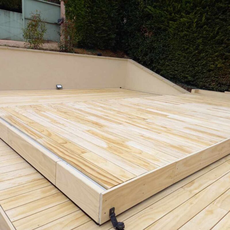 Terrasse mobile DIBLUE pour un spa de nage à Mâcon (71)