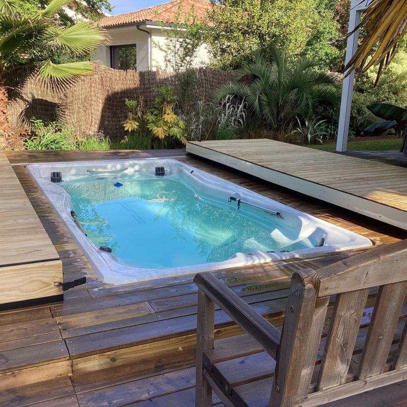 Terrasse mobile DIBLUE pour ce magnifique espace Jacuzzi dans les Landes (40)